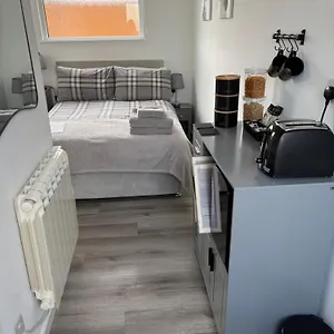 https://apt-paynes-pad.bournemouth-hotels.org